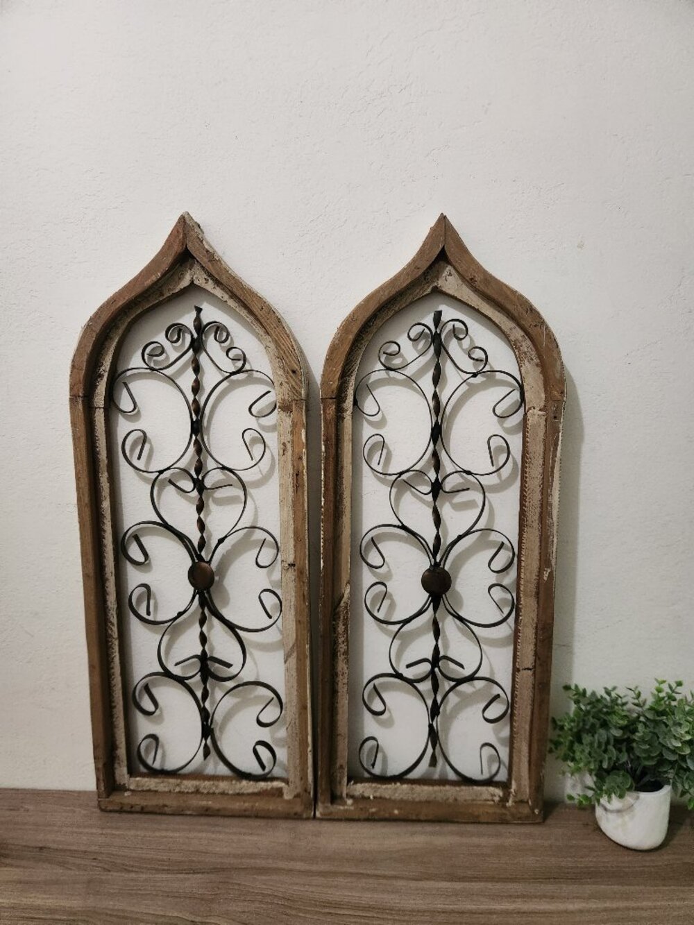 Set of 2, 30" H Pointy Messina Farmhouse Arch Distress Wood Cathedral Window